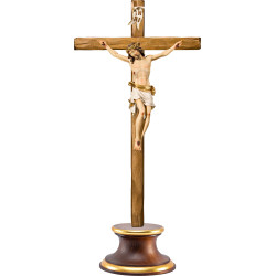 Cristo Pisa en pedestal